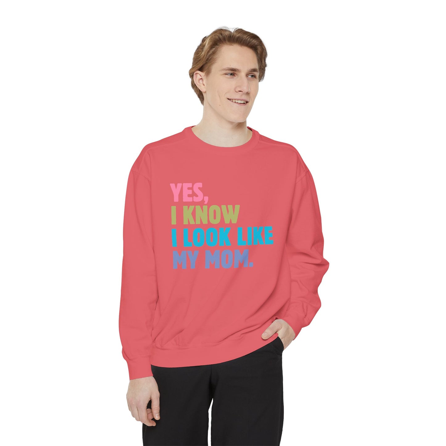 I Look Like My Mom Sweatshirt, Trendy Crewneck, Aesthetic Sweatshirt, Comfort Colors, Comfy Sweatshirt, Relaxing Sweatshirt